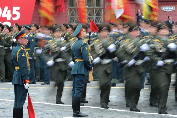 Desfile del Día de la Victoria en la Plaza Roja Desfile del Día de la Victoria en la Plaza Roja - Sputnik Mundo