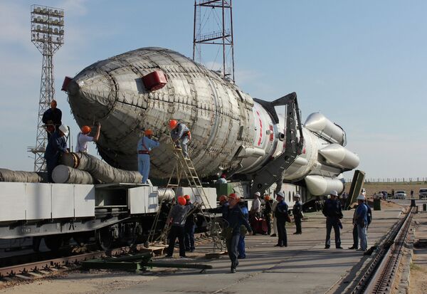 Proton-M  - Sputnik Mundo