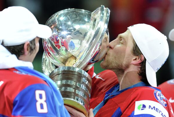 Selección de Rusia gana campeonato mundial de Hockey 2012  - Sputnik Mundo