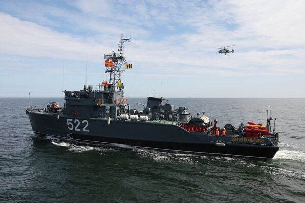 Rusia y Francia realizan ejercicios navales conjuntos en el Báltico - Sputnik Mundo