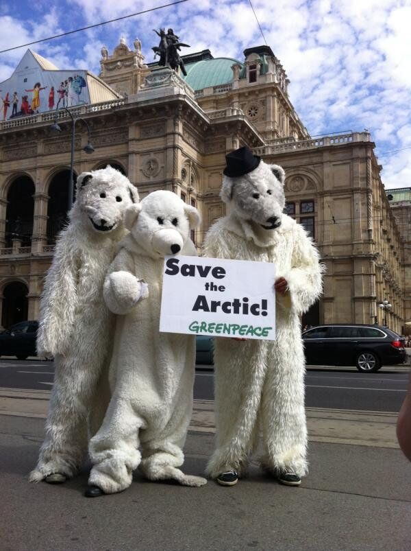 Greenpeace organiza acción en defensa del Ártico y los osos polares - Sputnik Mundo