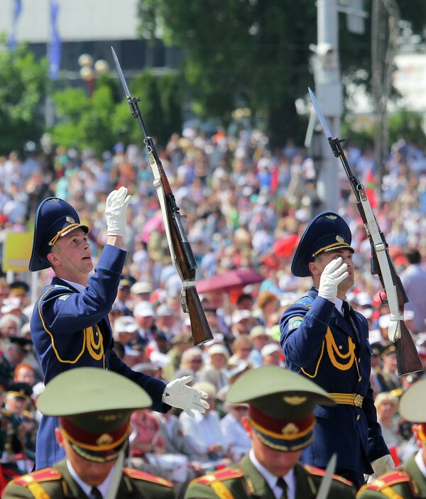 Bielorrusia celebra el Día de la Independencia - Sputnik Mundo