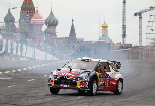 Las carreras Moscow City Racing al lado del Kremlin de Moscú - Sputnik Mundo