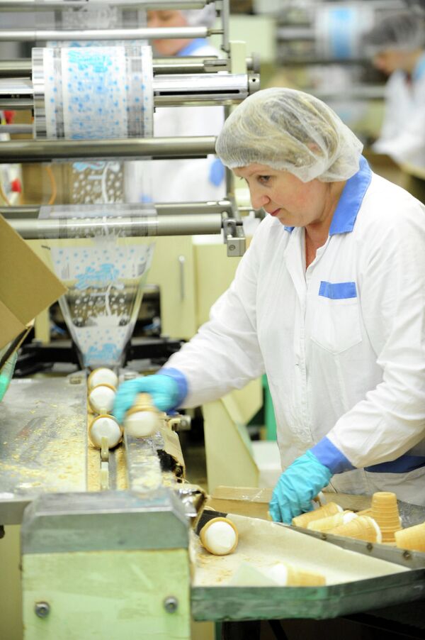 Fabricación de helados en Ekaterimburgo - Sputnik Mundo