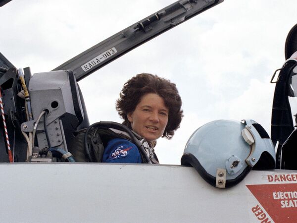 Sally Ride, la primera mujer astronauta de EEUU - Sputnik Mundo