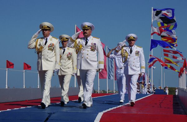 Rusia celebra el Día de la Armada con desfiles navales en principales puertos - Sputnik Mundo
