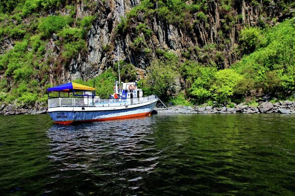 El lago Telétskoye es la perla de los montes rusos de Altái - Sputnik Mundo