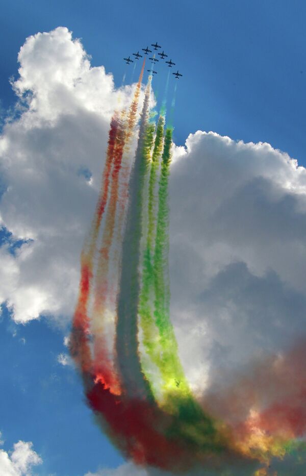 Fuerza Aérea de Rusia celebra su 100 aniversario con una exhibición espectacular Fuerza Aérea de Rusia celebra su 100 aniversario con una exhibición espectacular - Sputnik Mundo