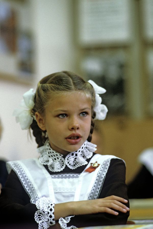 El primer día del año escolar en Rusia a través de las décadas - Sputnik Mundo