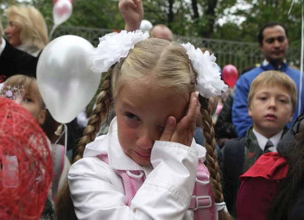 El primer día del año escolar en Rusia a través de las décadas - Sputnik Mundo