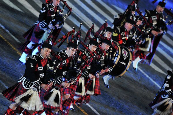 Festival de bandas militares “Torre Spasskaya” comienza en Moscú - Sputnik Mundo