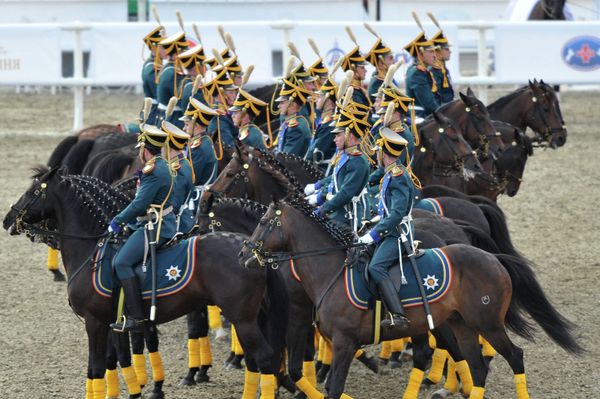 Festival de bandas militares “Torre Spasskaya” comienza en Moscú - Sputnik Mundo