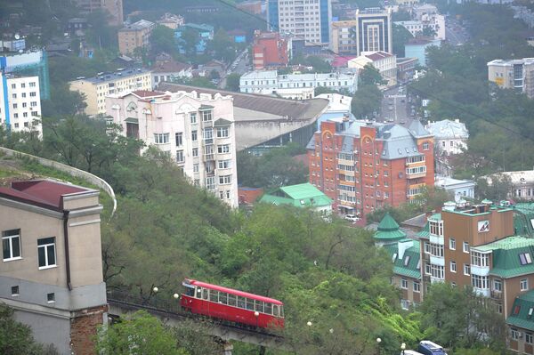 La vida cotidiana en Vladivostok durante la cumbre de la APEC 2012 - Sputnik Mundo