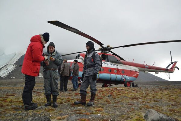 Confirman la aparición de una nueva isla en el archipiélago ártico de Francisco José - Sputnik Mundo