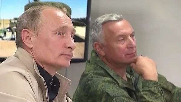Putin asiste a maniobras militares “Cáucaso-2012 cerca de Novorossiysk - Sputnik Mundo
