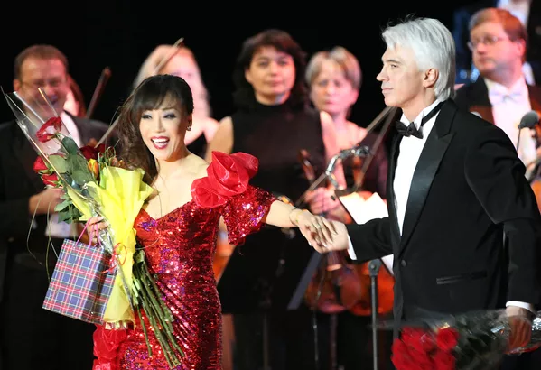 Dmitri Jvorostovski, estrella de la ópera y hombre feliz Dmitri Jvorostovski, estrella de la ópera y hombre feliz - Sputnik Mundo