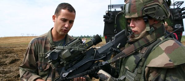 Soldados de futuro franceses - Sputnik Mundo