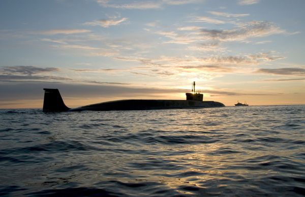 Primeros submarinos estratégicos rusos clase Borei, fabricados en serie - Sputnik Mundo