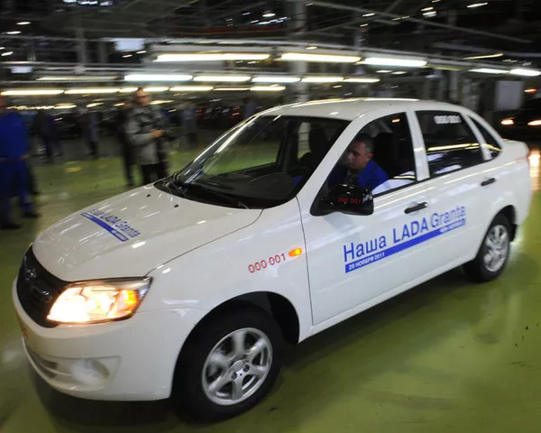 Los autos emblemáticos del fabricante de coches ruso AvtoVAZ Los autos emblemáticos del fabricante de coches ruso AvtoVAZ - Sputnik Mundo