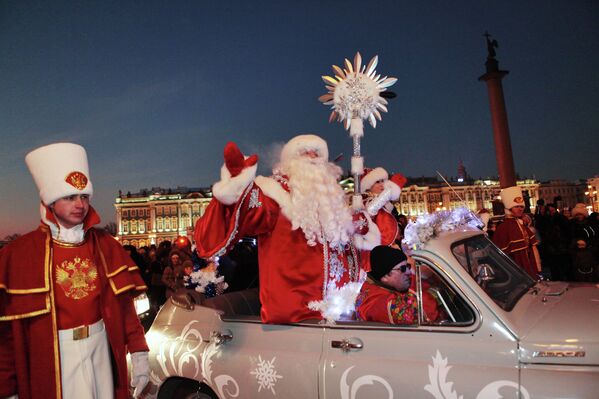 Papá Noel llega a San Petersburgo - Sputnik Mundo