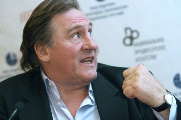 Gerard Depardieu, ciudadano del mundo - Sputnik Mundo