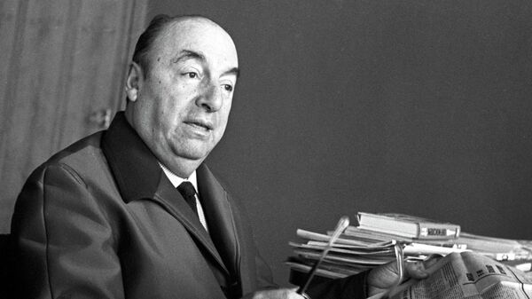 Pablo Neruda, poeta chileno - Sputnik Mundo