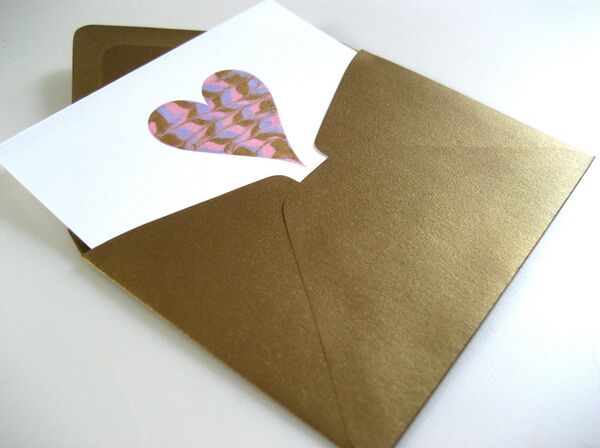 Tiumén quiere confeccionar la tarjeta de San Valentín más grande del mundo - Sputnik Mundo