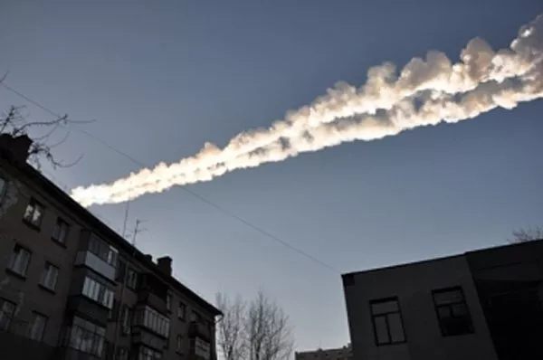 Una lluvia de meteoritos azota los Urales - Sputnik Mundo
