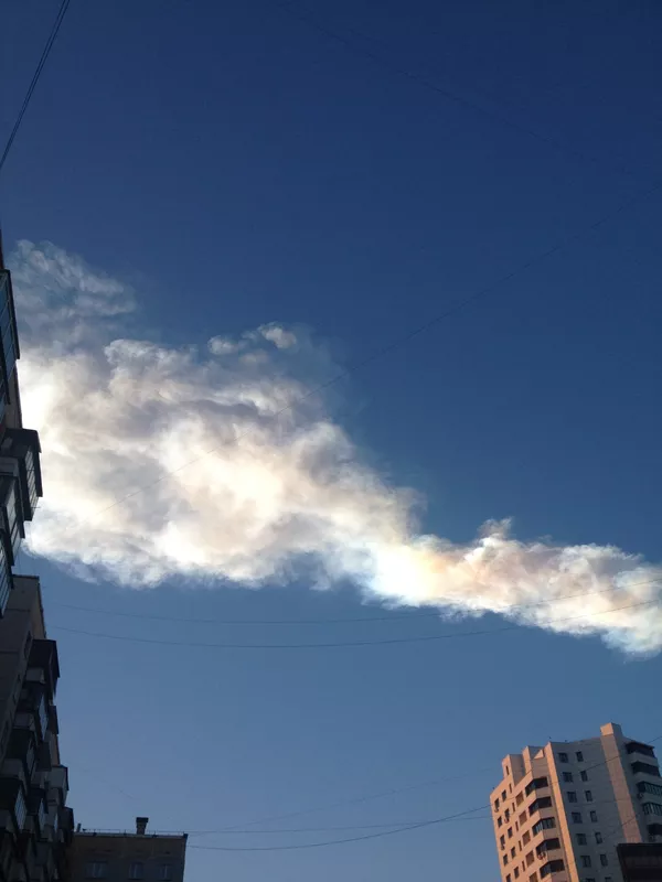 Una lluvia de meteoritos azota los Urales - Sputnik Mundo