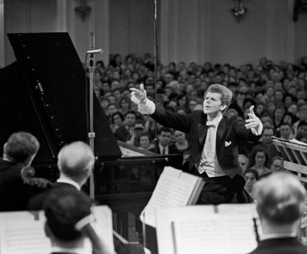 Van Cliburn, pianista estadounidense “hecho en la URSS” - Sputnik Mundo