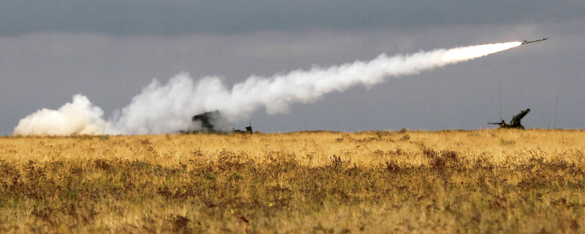Военные учения Центр-2011 в Астраханской области - Sputnik Mundo, 1920, 03.03.2022
