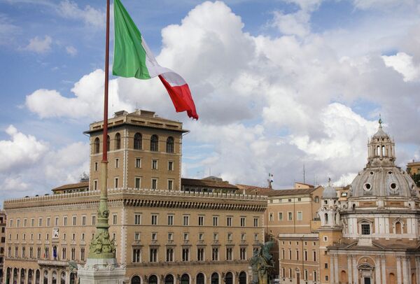 Bandera de Italia - Sputnik Mundo