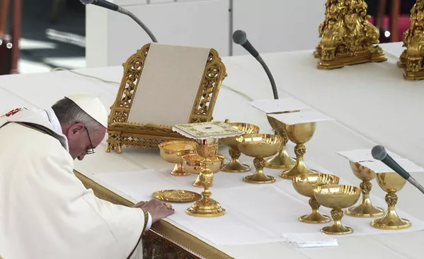 Entronización del papa Francisco Entronización del papa Francisco - Sputnik Mundo