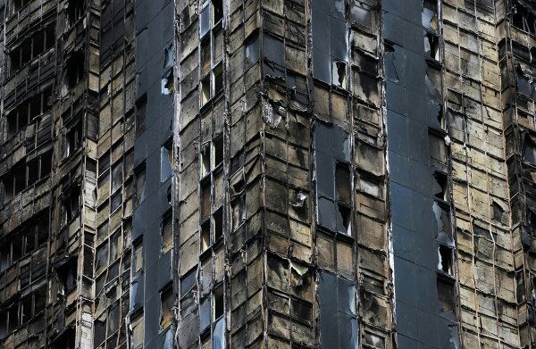 Olimpo en llamas: incendio en el rascacielos más alto de Grozni - Sputnik Mundo