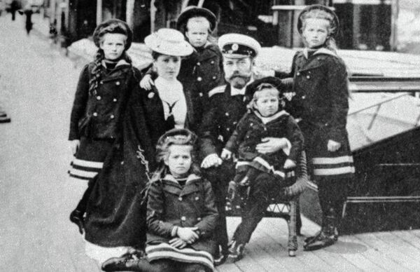 La familia imperial rusa completa - Sputnik Mundo