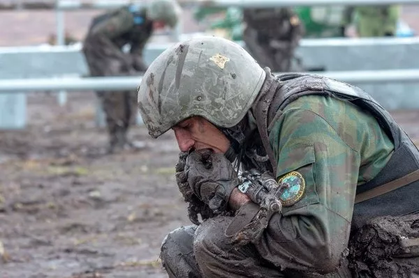 Lo que cuesta la boina roja en las Fuerzas Especiales de Rusia Lo que cuesta la boina roja en las Fuerzas Especiales de Rusia - Sputnik Mundo