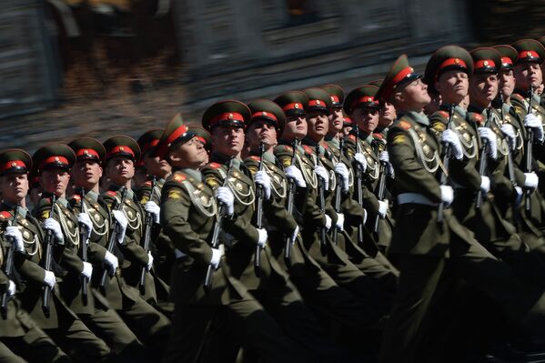 Ensayo general del Desfile del Día de la Victoria en la Plaza Roja - Sputnik Mundo