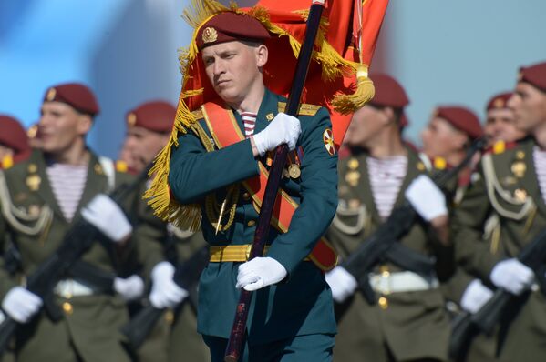 Ensayo general del Desfile del Día de la Victoria en la Plaza Roja - Sputnik Mundo