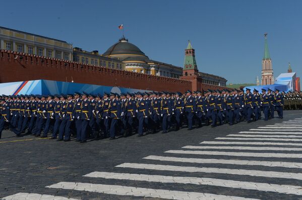 Ensayo general del Desfile del Día de la Victoria en la Plaza Roja - Sputnik Mundo