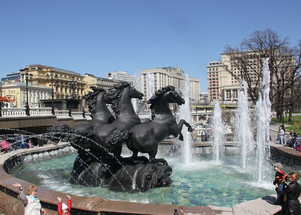 La primavera llega a Moscú - Sputnik Mundo