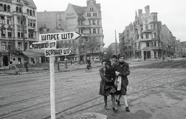 Berlín en mayo de 1945 - Sputnik Mundo