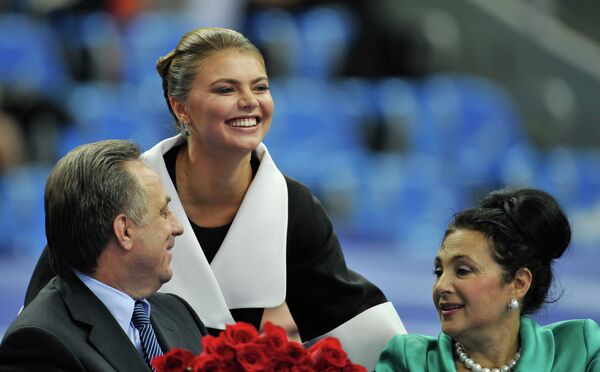 Alina Kabáeva, gimnasta, legisladora y bella mujer - Sputnik Mundo