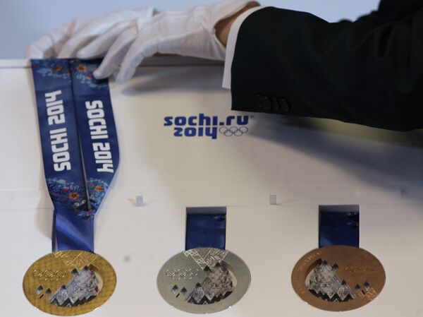 Rusia presenta las medallas olímpicas de Sochi 2014 - Sputnik Mundo