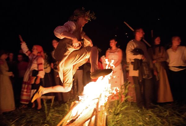 Iván Kupala, fiesta antigua dedicada al solsticio de verano - Sputnik Mundo