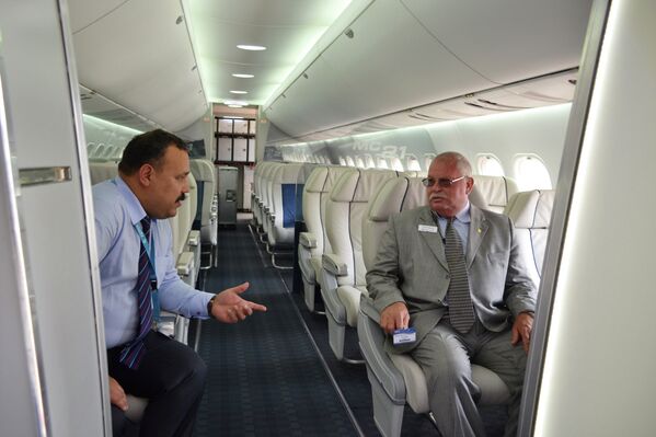 Aviones rusos, estrellas del Salón de Le Bourget 2013 - Sputnik Mundo