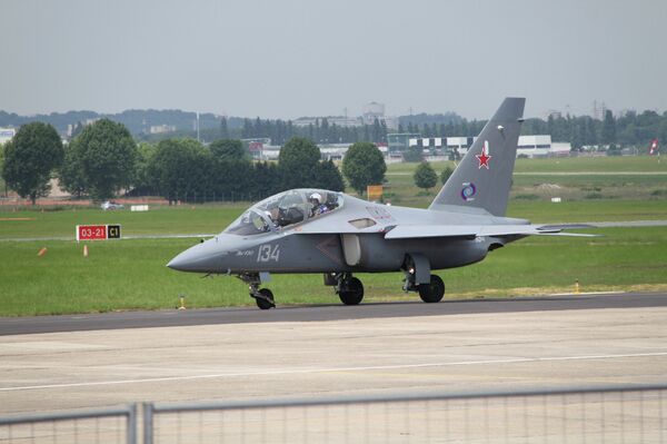 Aviones rusos, estrellas del Salón de Le Bourget 2013 - Sputnik Mundo
