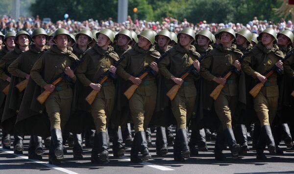 Desfile del Día de la Independencia en Bielorrusia - Sputnik Mundo