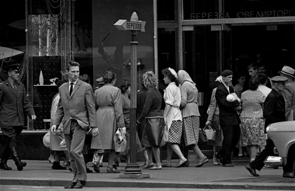 “De tales tiempos, tales fotos”. Moscú en la segunda mitad del siglo XX - Sputnik Mundo