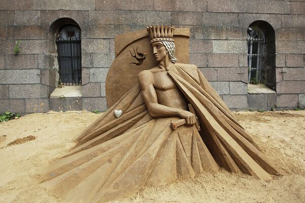 Un elefante indio y otras esculturas de arena en San Petersburgo - Sputnik Mundo