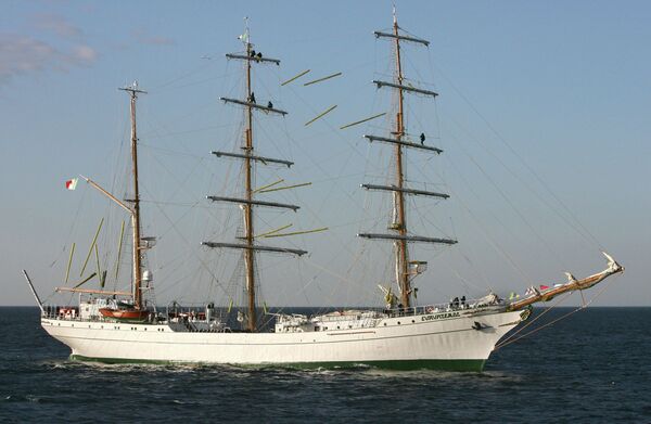 Buque-escuela 'Cuauhtémoc' de la Armada de México - Sputnik Mundo